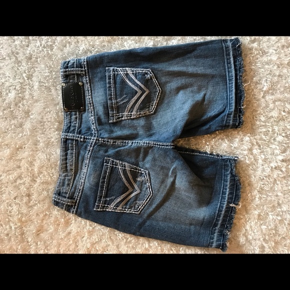 Red Rivet shorts - Picture 3 of 3